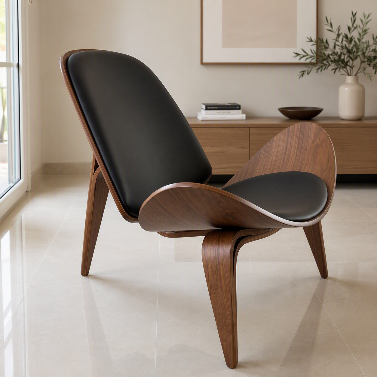 Silla Shell en madera laminada